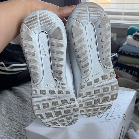 Nike Women’s Air Max  270 - Picture 6 of 6